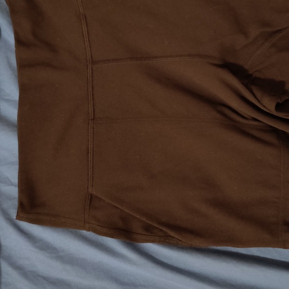 Lululemon Black Sweatpant Sz 8 Banded Ankle, Front Pockets, Buttery Soft - Picture 8 of 10